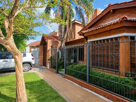 Casa en Alquiler en Centro  - Moreno, Moreno