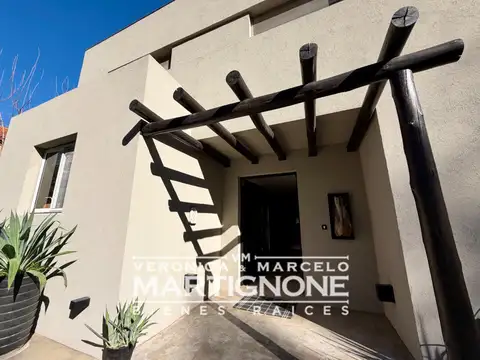 Casa en Venta en Los Potrillos, USD 239.000