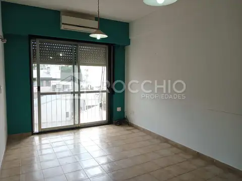 Departamento en Alquiler en Villa Ballester, $ 530.000