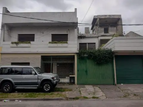 Casa 6 amb con cochera - Villa Ballester