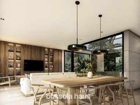 Casa en Venta con 2 cocheras