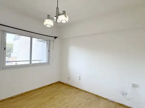 Departamento en Alquiler en Caseros, $ 480.000