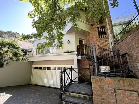 Casa en Venta, 3 Dormitorios, Con Jardín - Martínez, San Isidro