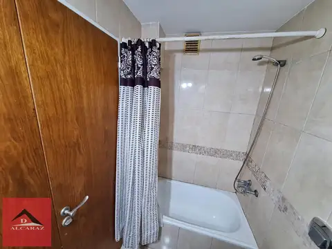 Departamento en Alquiler en Monserrat, $ 550.000