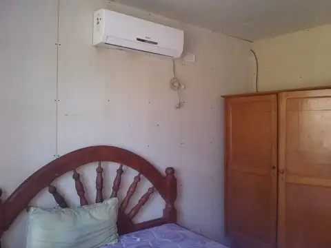 EXCLUSIVA  PROPIEDAD A LA VENTA " BARRIO LA ALBORADA " CAYASTA ,METROS DEL RIO