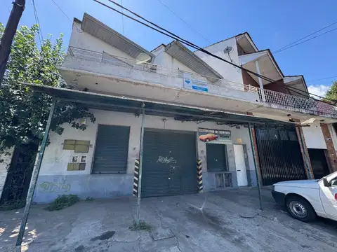 CASA 3 AMB + LOCAL 200m2 CUB EN VENTA TEMPERLEY