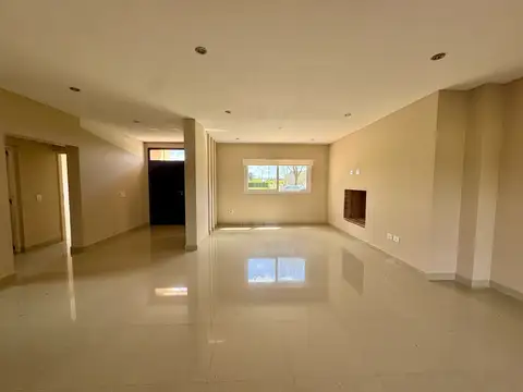 Casa en Alquiler al Noroeste