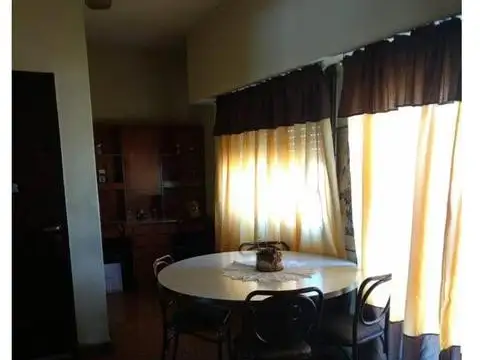 Departamento en Venta en Villa Luzuriaga, USD 149.000