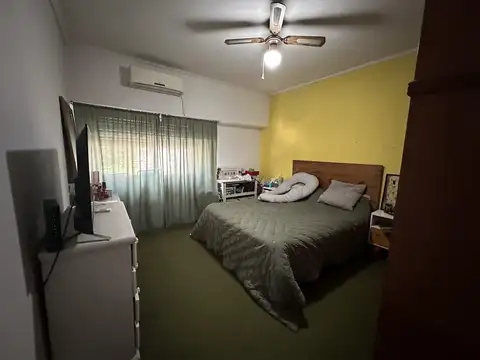 Chalet 3 ambientes con verde Quilmes Oeste