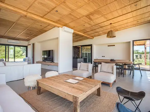 Casa en venta de 4 dormitorios en Pueblo Mio 100