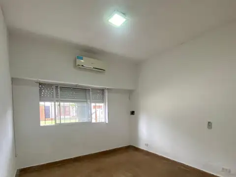 Departamento en Alquiler en El Palomar, $ 400.000