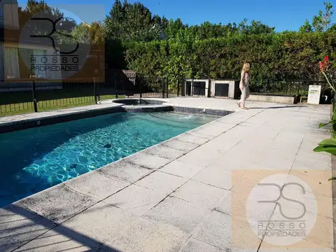 Casa en Venta de 4 dormitorios