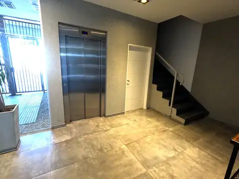 Lascano 3100, Piso 1