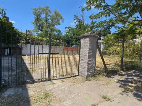 Local parque estacionamiento Martin Fierro Ituzaingo