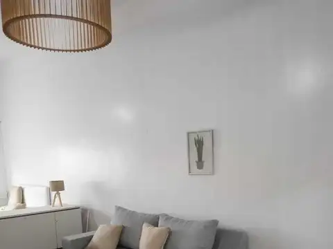 Libertador 700, Piso 1