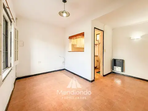Depto Tipo Casa en Alquiler de 2 ambientes