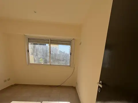 Departamento en Alquiler en Ramos Mejía, $ 500.000