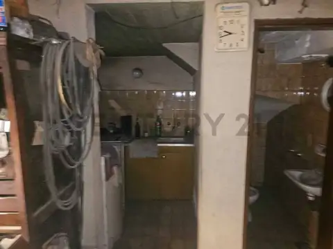 Av Pedro Dreyer 200, Piso 2