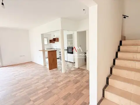 Casa en Alquiler de 3 dormitorios