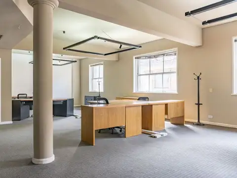 Oficina en Venta 25 años