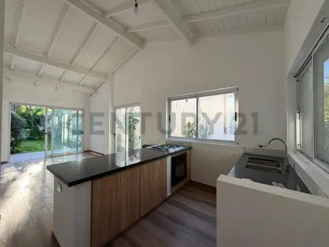 CASA EN VENTA A ESTRENAR EN GONNET