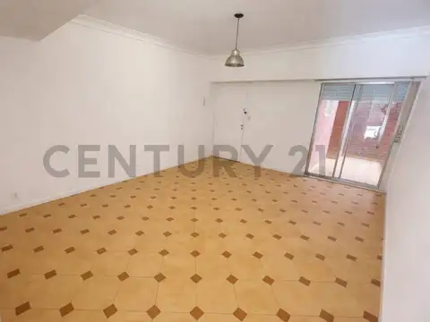 Correa 2400, Piso 0