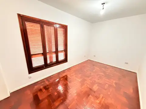 Casa en Alquiler 50 años