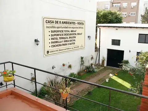 Venta Casa  8 ambientes en Coghlan | jardin | cochera