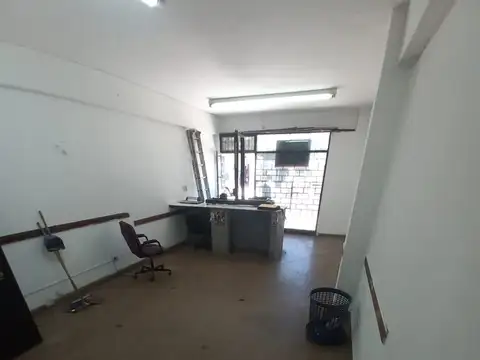 Local en Venta 40 años