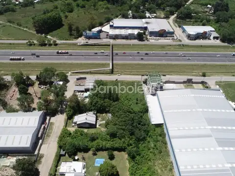 Terreno en Alquiler de 2400,0 m2