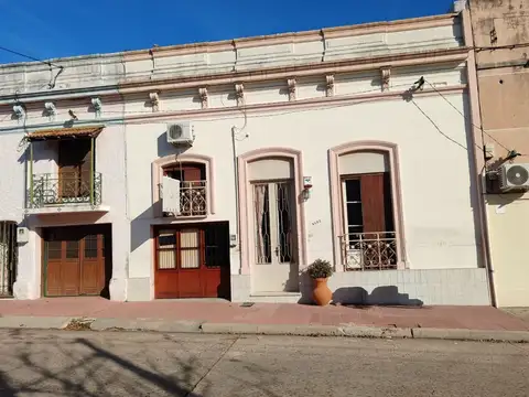 Casa en Venta en Zona Plaza Rivera