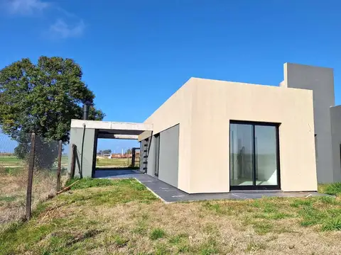 Casa en Venta en Pueblo Esther, USD 140.000