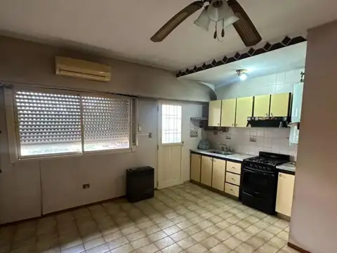 SIMBRON 3000, Piso 1