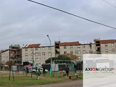 BARRIO 5 DE MAYO ENSENADA PASAJE  IRIGOYEN 100