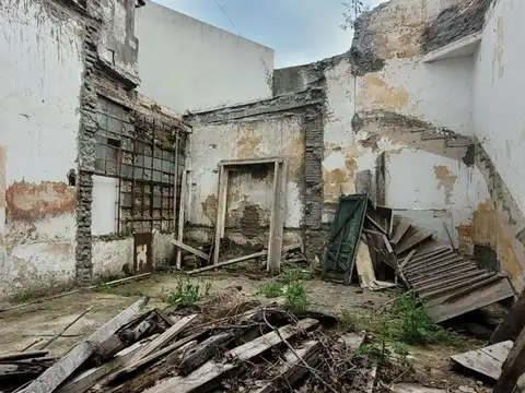 Lote terreno en Lanús Oeste - Excelente ubicación