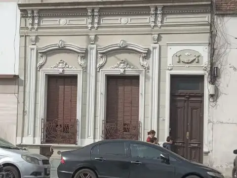 Casa Uso COMERCIAL / PROFESIONAL