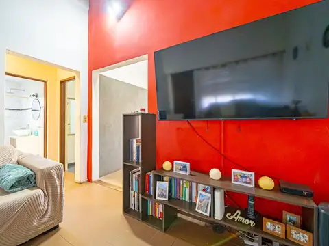 Casa 3 ambientes con 1 baño