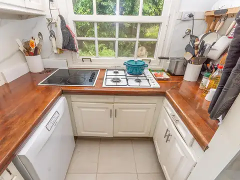 Casa en Venta con 7 cocheras