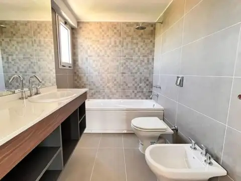 Departamento en Venta con 2 cocheras