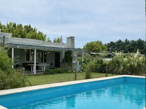 VENTA CASA LOTE 800 M2 PILETA BARRIO CERRADO PILAR