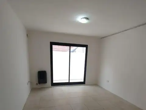 Departamento en Alquiler en Arroyito, $ 320.000