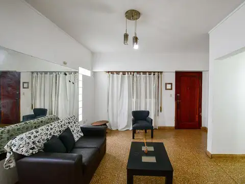 Calle 24 entre 495 y 496 3600