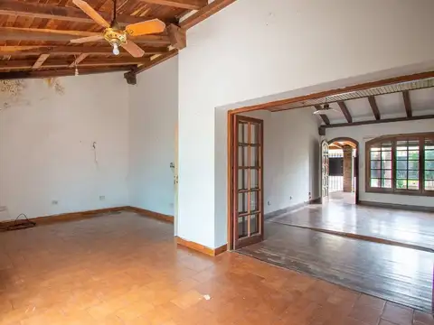 Casa en Venta con 1 cochera