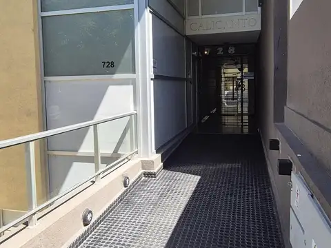 Marcelo T de Alvear 700, Piso PB