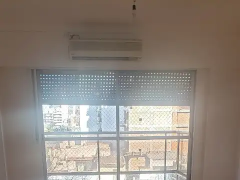 4 Amb C/ Dependencia y Cochera 