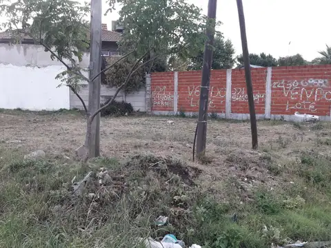 Terreno en Venta 15  mts Frente