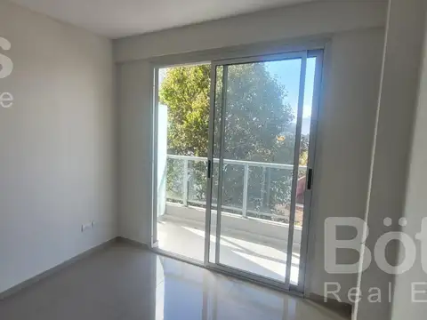 Departamento de Ambientes-Balcon-Parrilla-