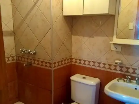 17 e 2 y 104 VENTA DE DEPARTAMENTO
