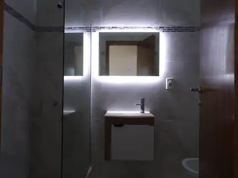 Casa en Venta en Rodeo Del Medio, USD 235.000