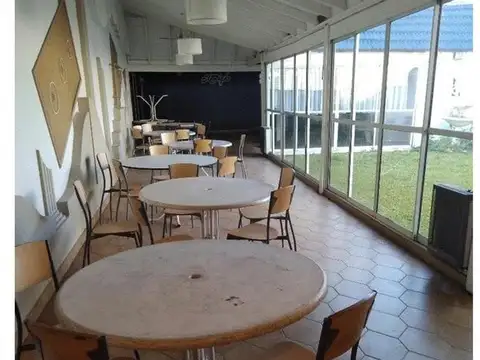 SALÓN DE FIESTA ( COLOMBIA 1600 - RAMOS MEJÍA)